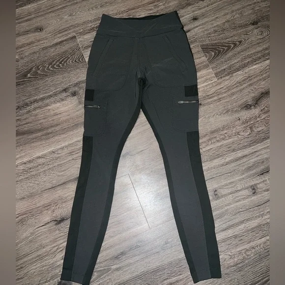 Athleta Sweat Cargo Pants - Picture 2 of 4